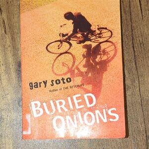 Buried Onions by Gary Soto Book